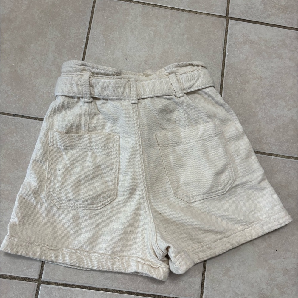 Cream Zara shorts - Picture 3 of 4